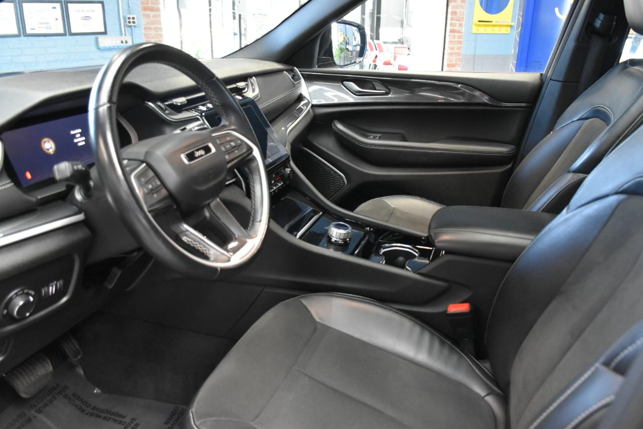 Jeep Grand Cherokee 4WD 4dr Laredo Altitude *Ltd Avail* 2022