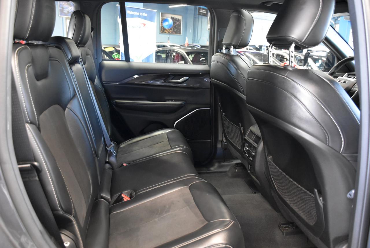 Jeep Grand Cherokee 4WD 4dr Laredo Altitude *Ltd Avail* 2022