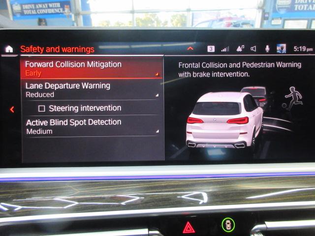 BMW X5 xDrive40i 2021