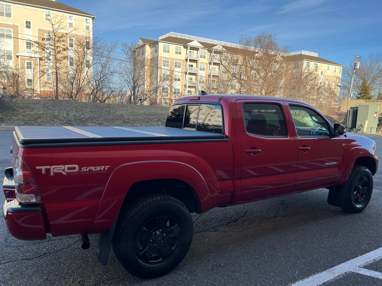 Toyota Tacoma TRD Sport Double Cab 6' Bed V6 4x4 AT (Natl) 2015