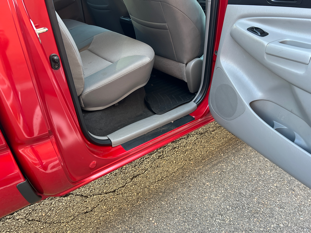 Toyota Tacoma TRD Sport Double Cab 6' Bed V6 4x4 AT (Natl) 2015