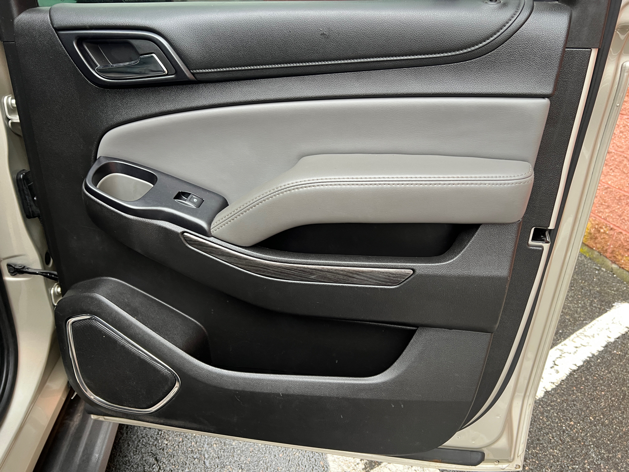 Chevrolet Suburban LT 4WD 2016