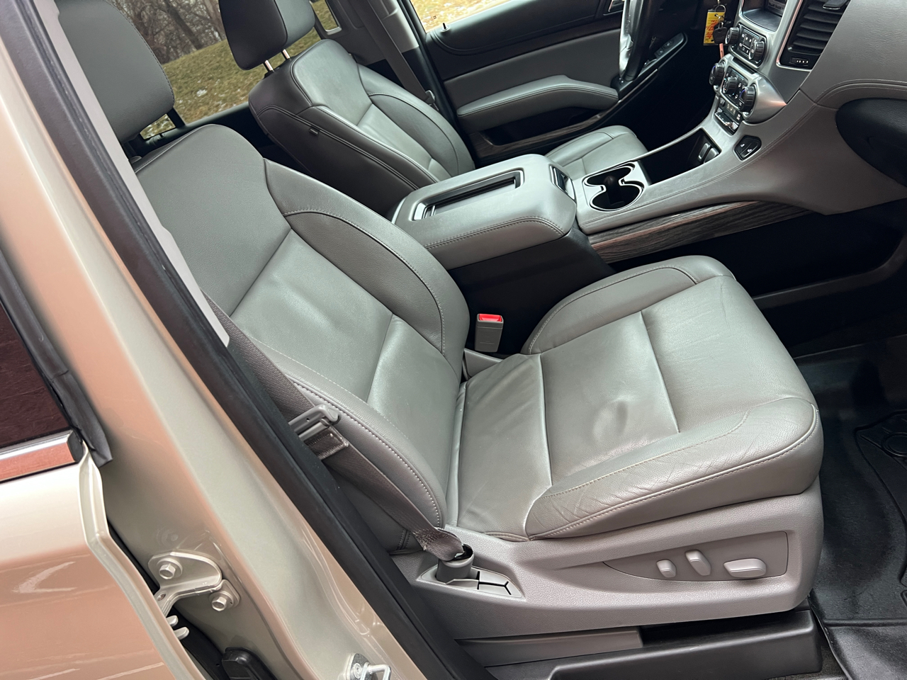 Chevrolet Suburban LT 4WD 2016