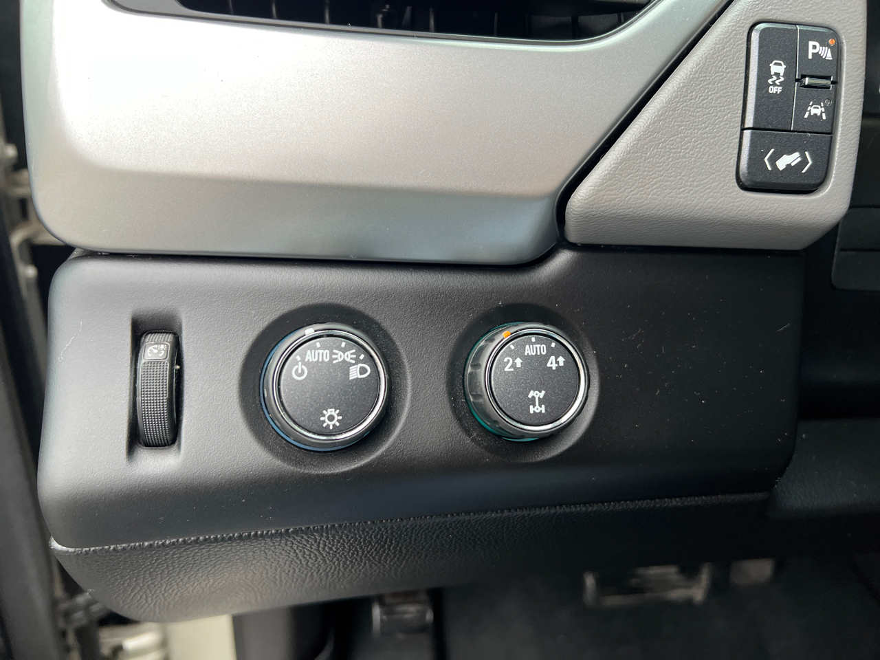 Chevrolet Suburban LT 4WD 2016