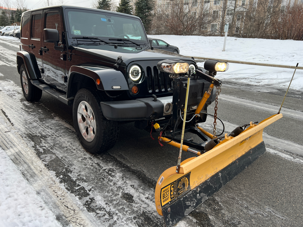 Jeep Wrangler Unlimited Sahara 4WD 2013