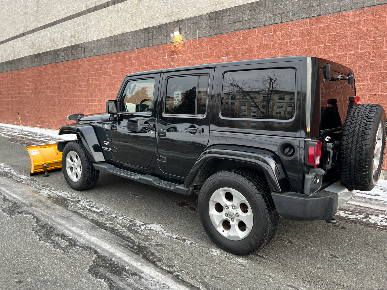 Jeep Wrangler Unlimited Sahara 4WD 2013