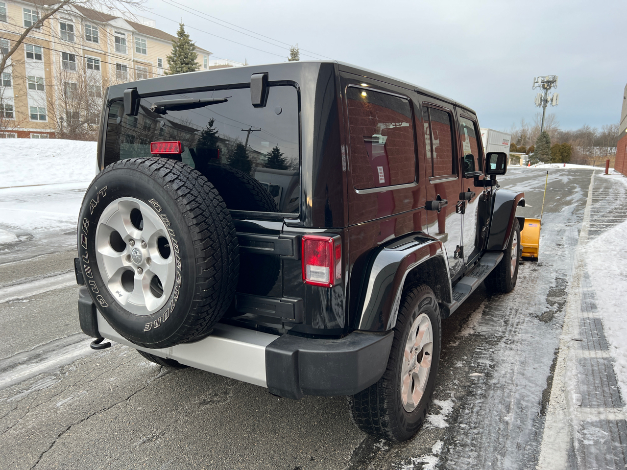 Jeep Wrangler Unlimited Sahara 4WD 2013