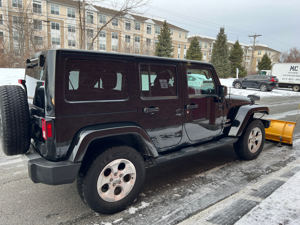 Jeep Wrangler Unlimited Sahara 4WD 2013