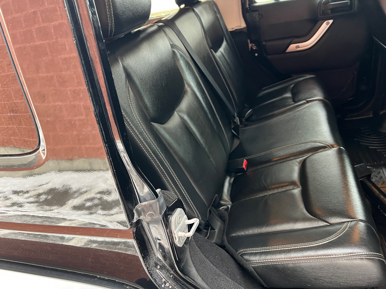 Jeep Wrangler Unlimited Sahara 4WD 2013