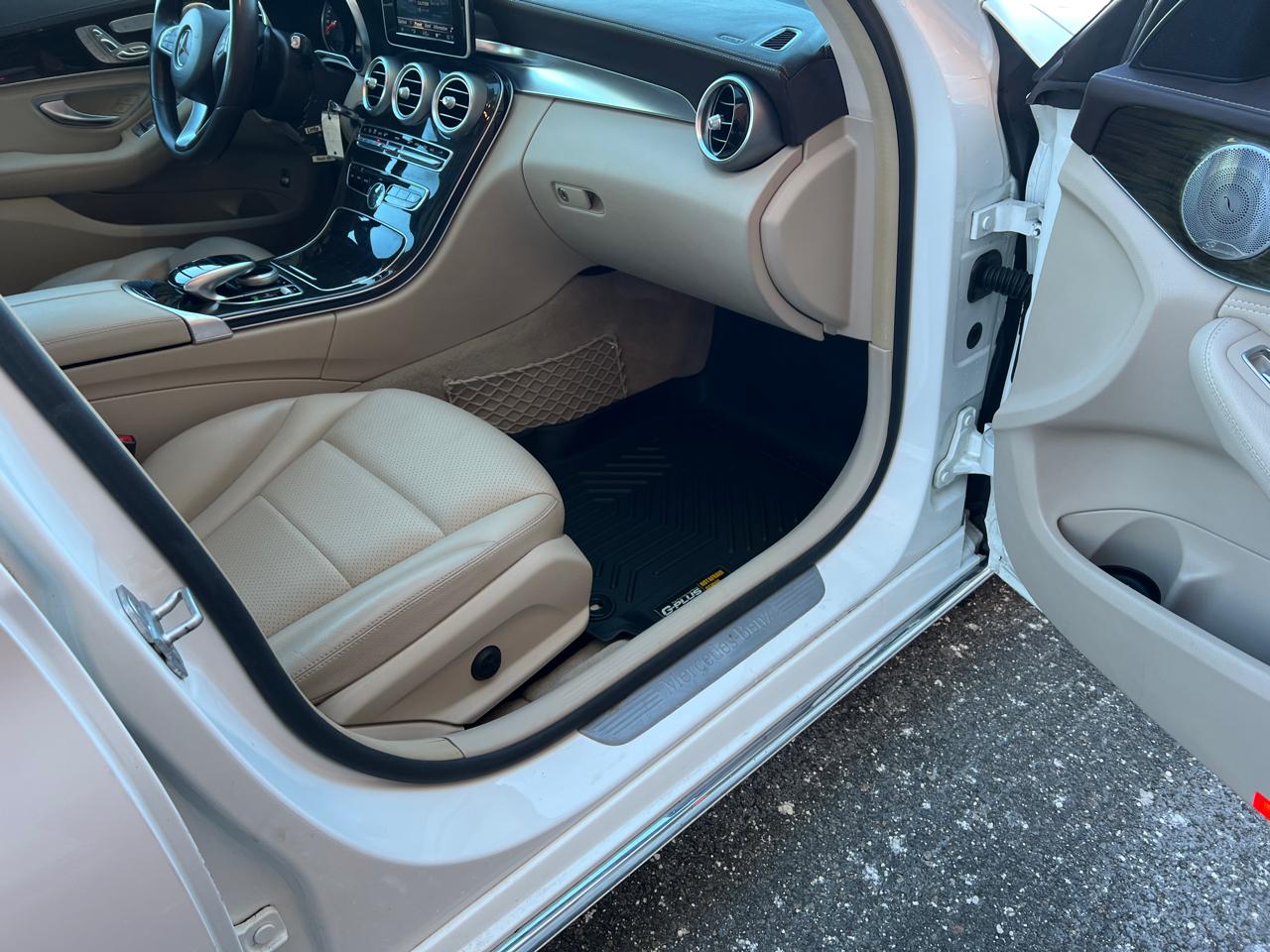 Mercedes-Benz C-Class C300 4MATIC Sedan 2015