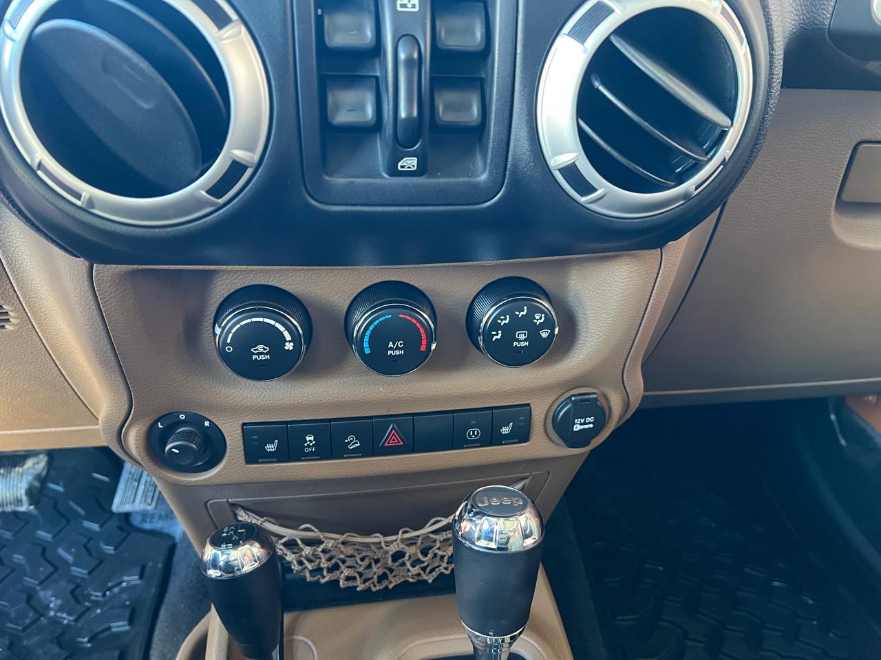 Jeep Wrangler Unlimited Rubicon 4WD 2013