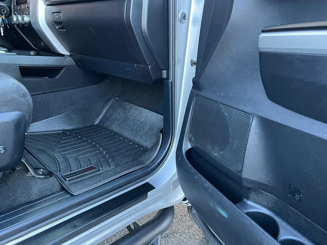 Toyota Tundra SR5 5.7L V8 CrewMax 4WD 2014