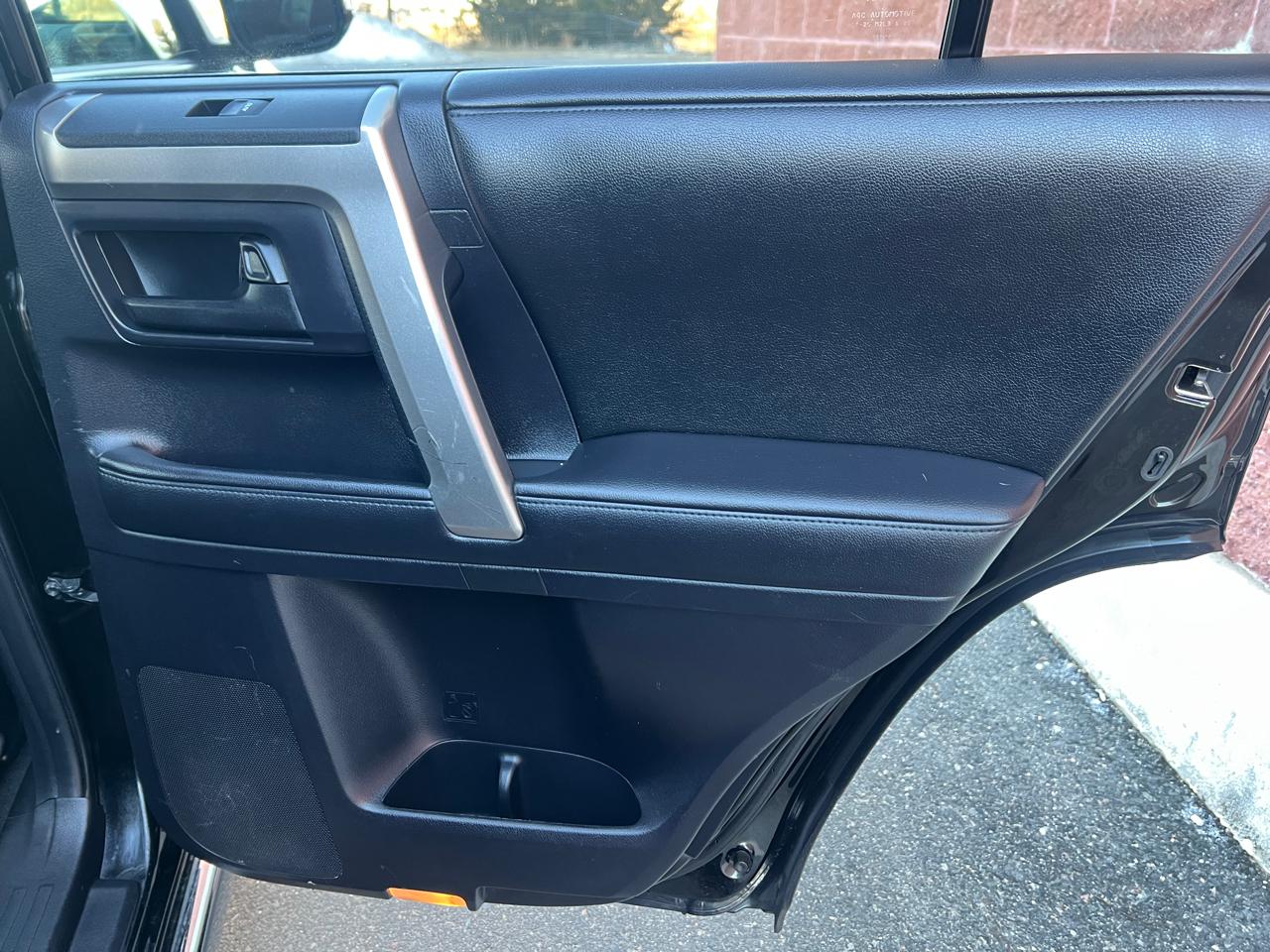 Toyota 4Runner 4WD 4dr V6 Limited (Natl) 2013