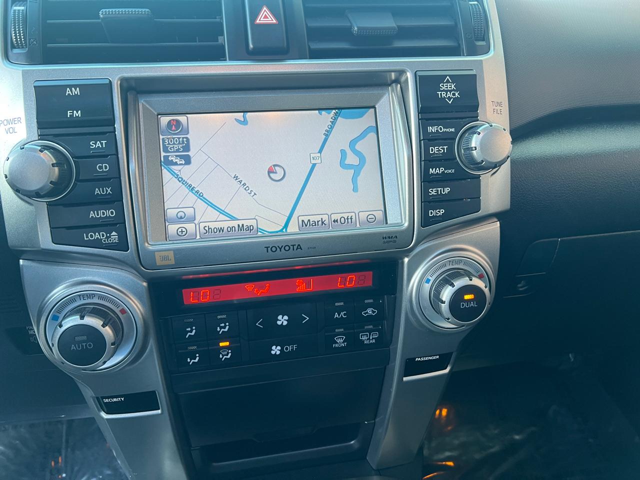 Toyota 4Runner 4WD 4dr V6 Limited (Natl) 2013