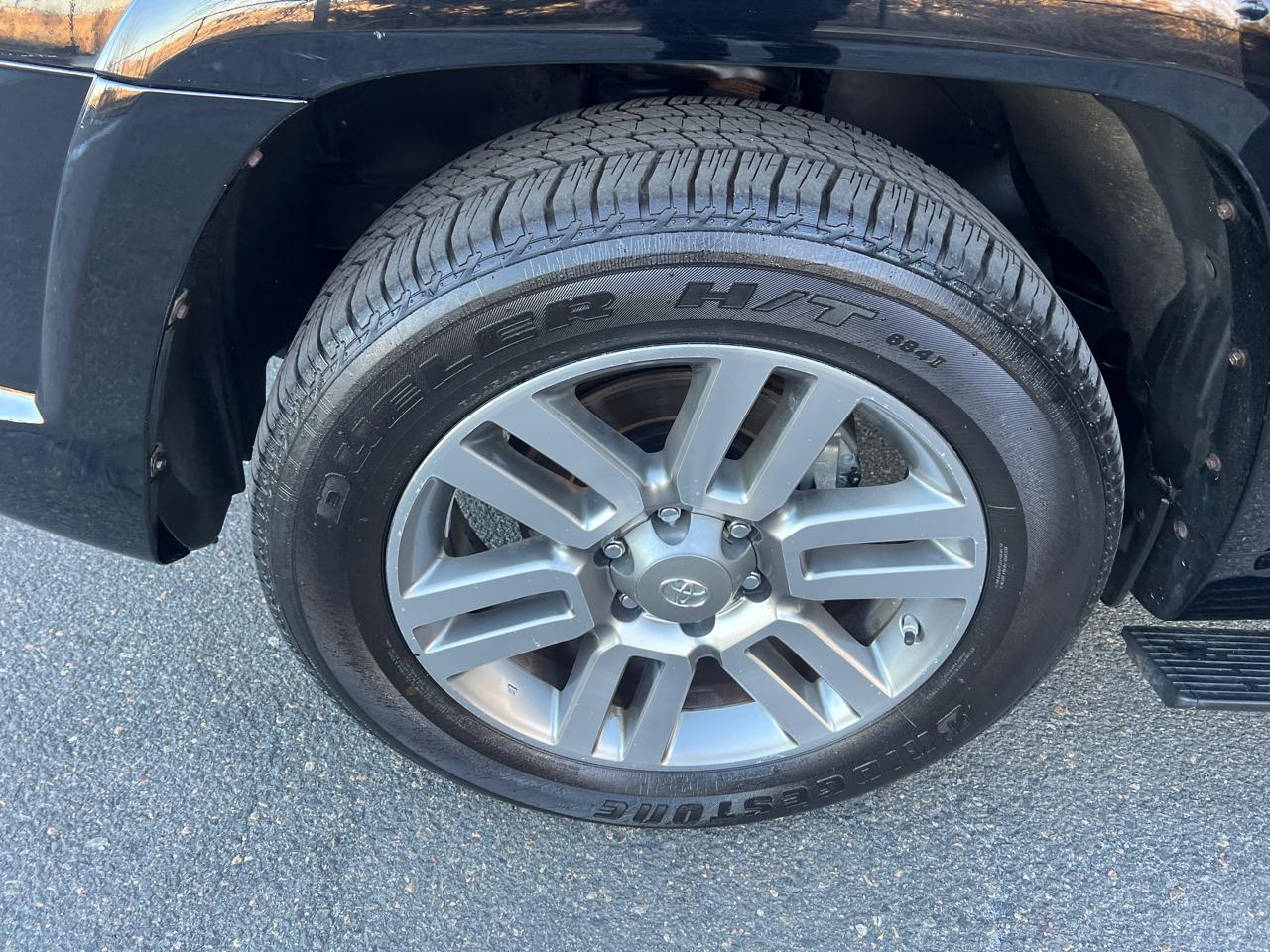 Toyota 4Runner 4WD 4dr V6 Limited (Natl) 2013