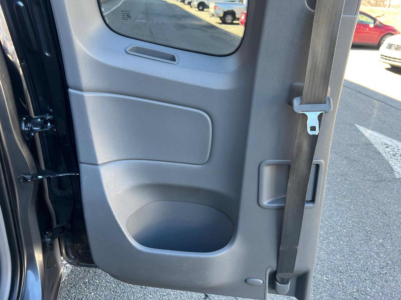 Toyota Tacoma 4WD SR Double Cab 5' Bed AT (Natl) 2012