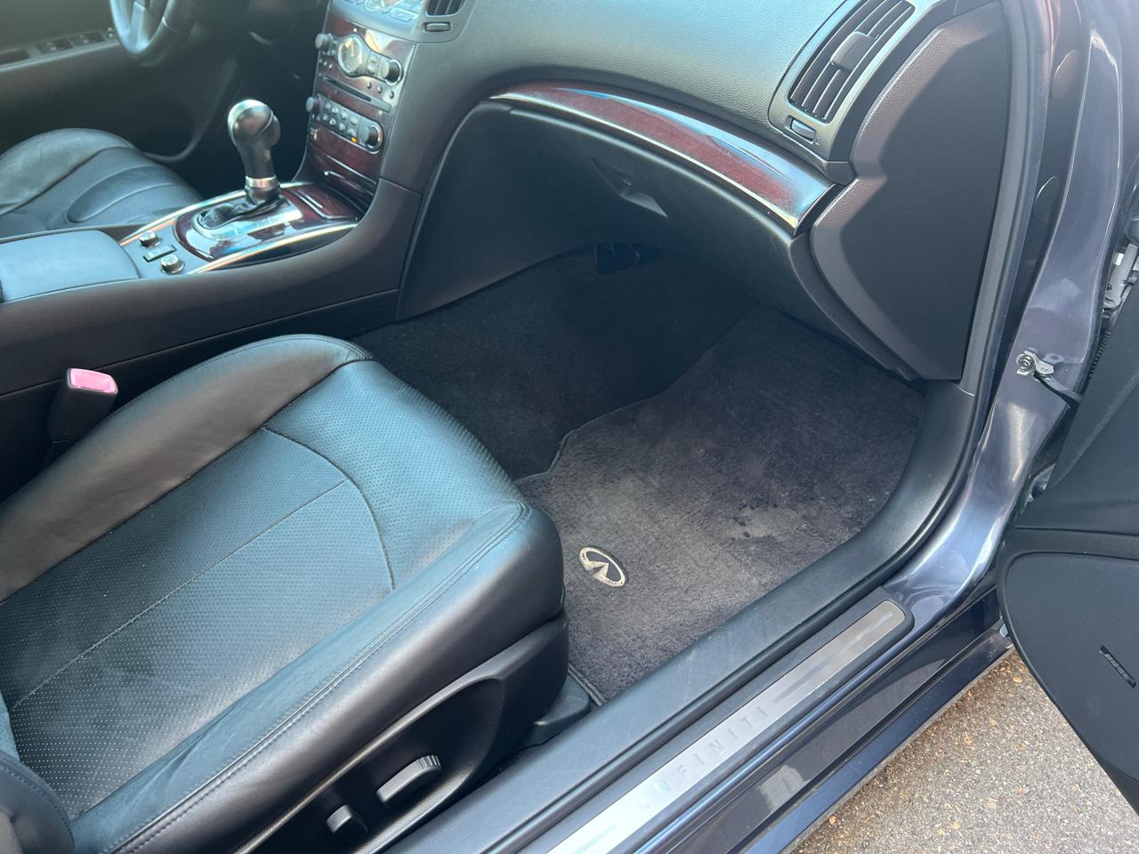 Infiniti G Sedan G37x AWD 2010