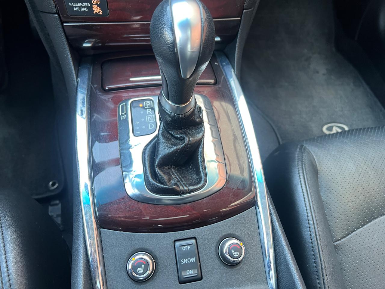 Infiniti G Sedan G37x AWD 2010