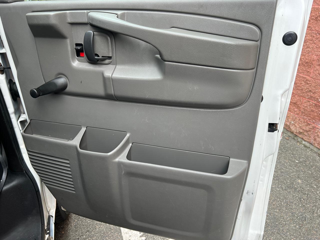 Chevrolet Express 2500 Cargo 2012