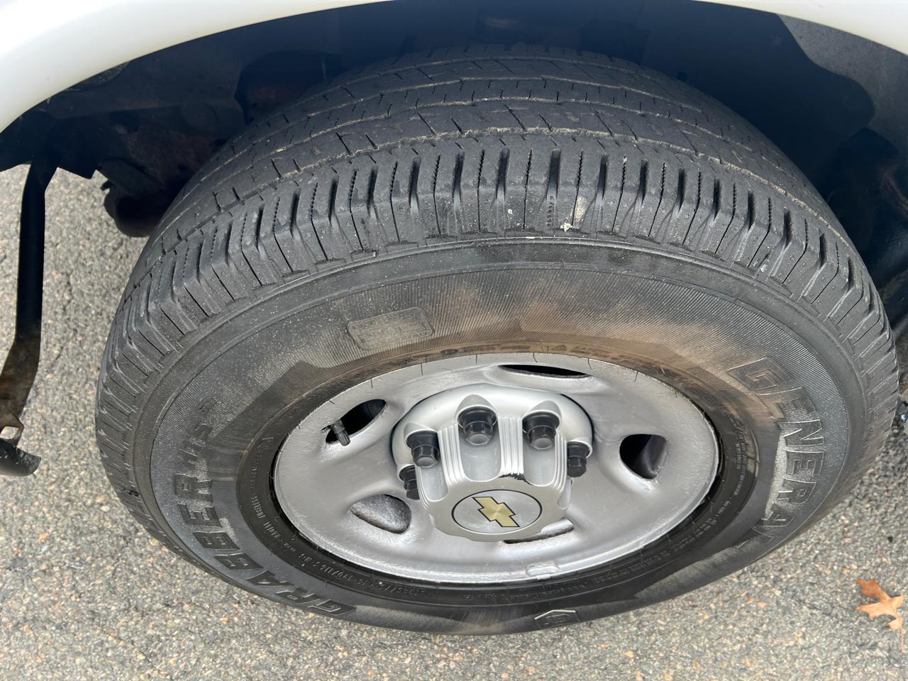 Chevrolet Express 2500 Cargo 2012