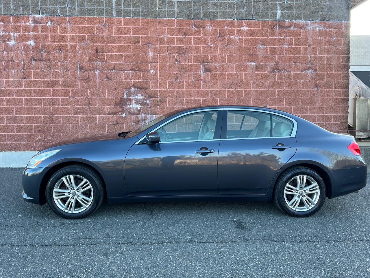 Infiniti G Sedan 37x AWD 2013