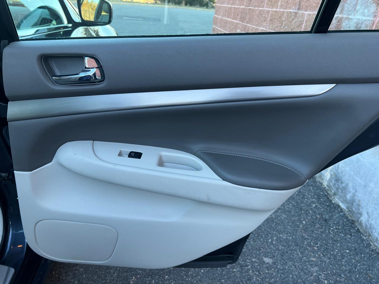 Infiniti G Sedan 37x AWD 2013