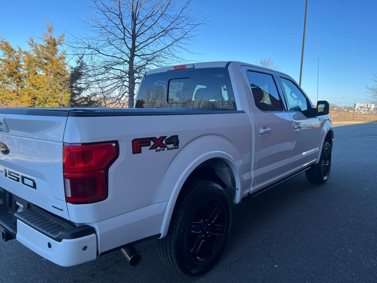 Ford F-150 4WD SuperCrew 157" Lariat 2019