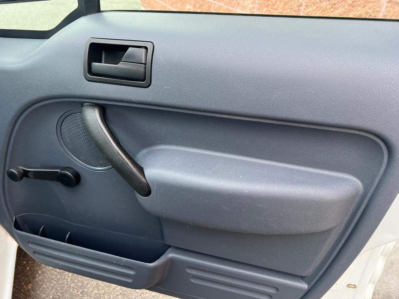 Ford Transit Connect XL 2012