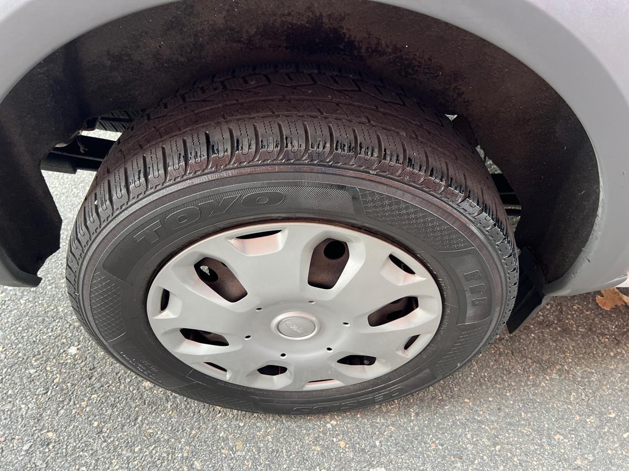 Ford Transit Connect XL 2012