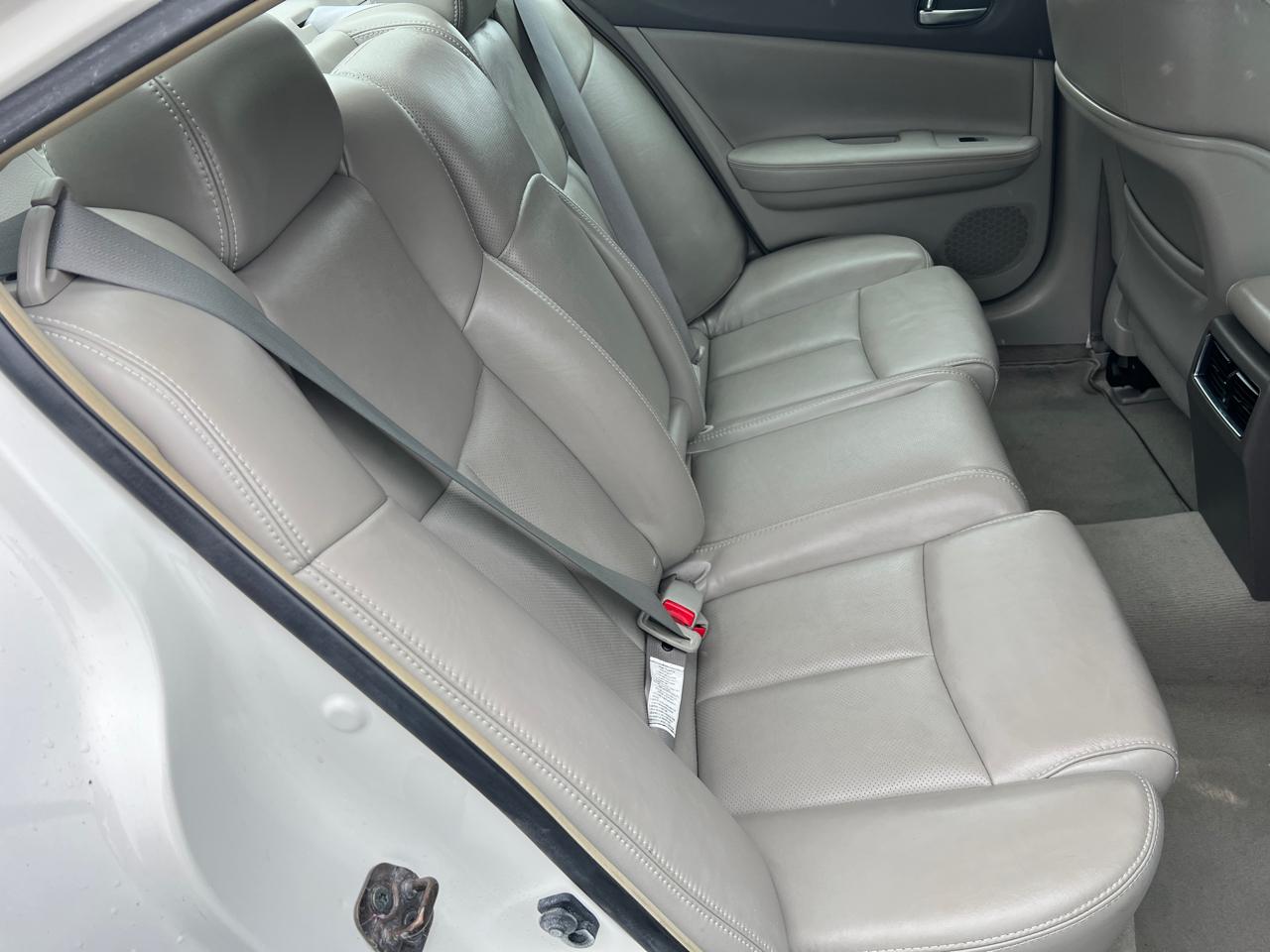 Nissan Maxima S 2009