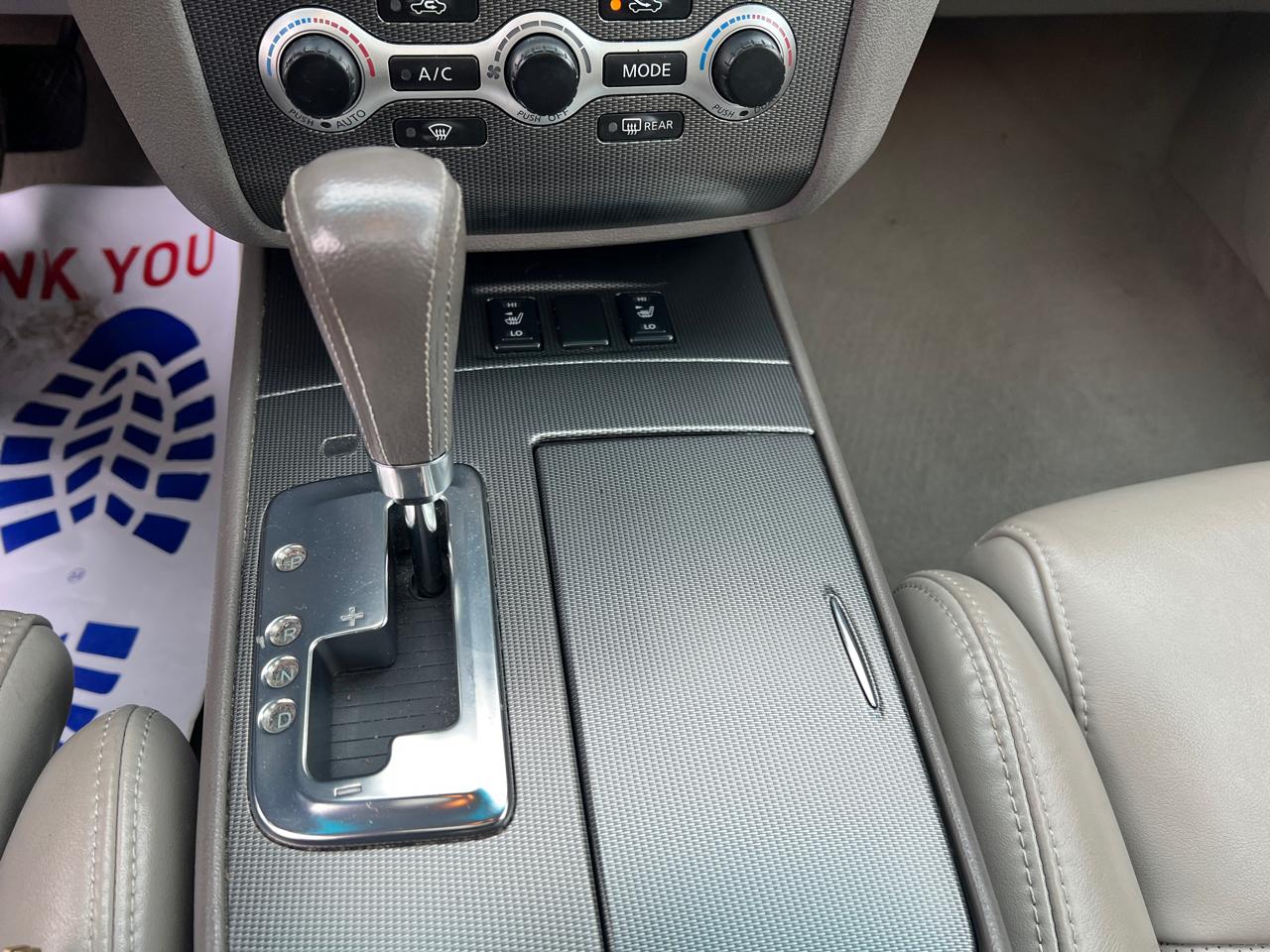 Nissan Maxima S 2009