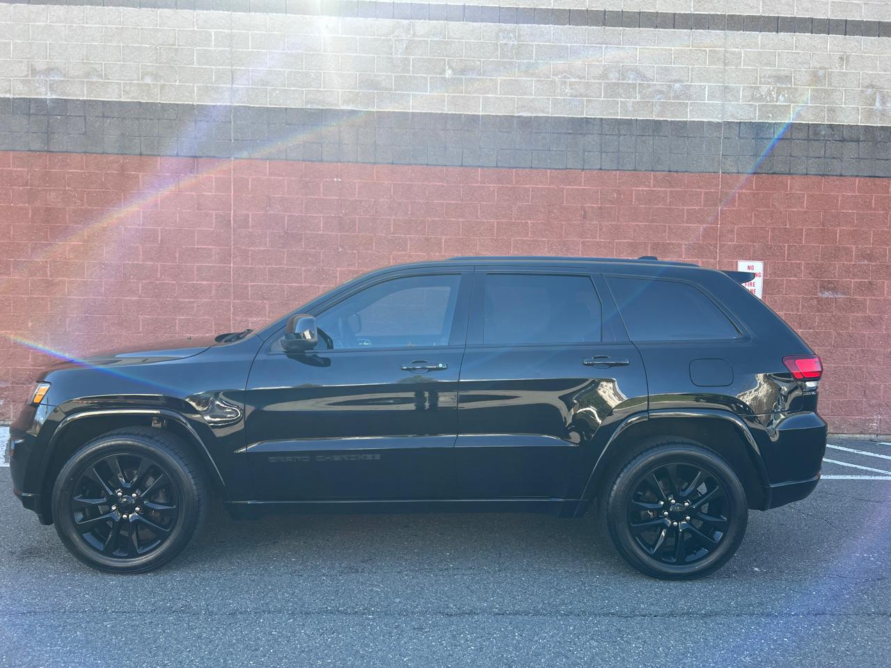 Jeep Grand Cherokee 4WD 4dr Laredo Altitude 2017