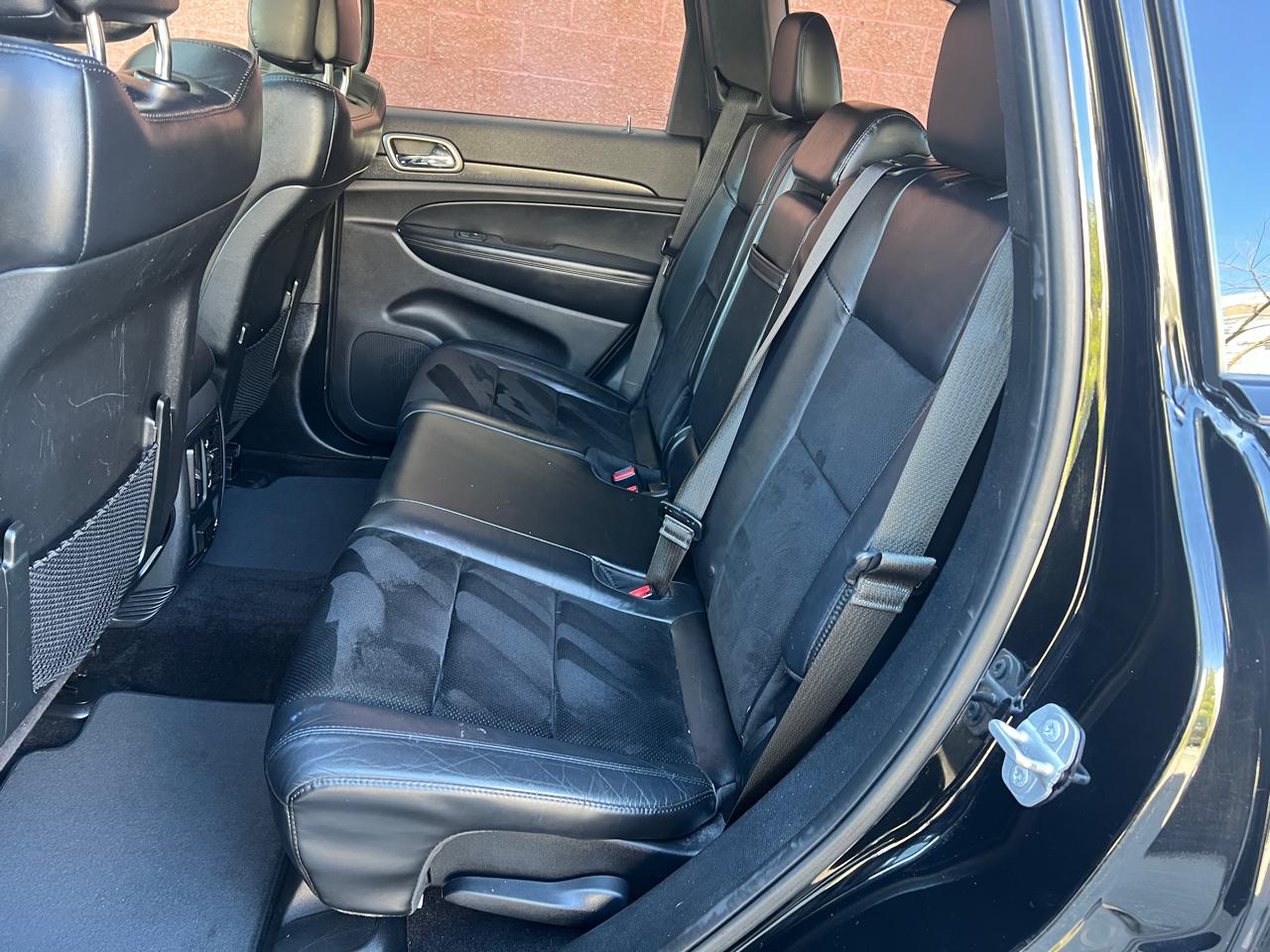 Jeep Grand Cherokee 4WD 4dr Laredo Altitude 2017