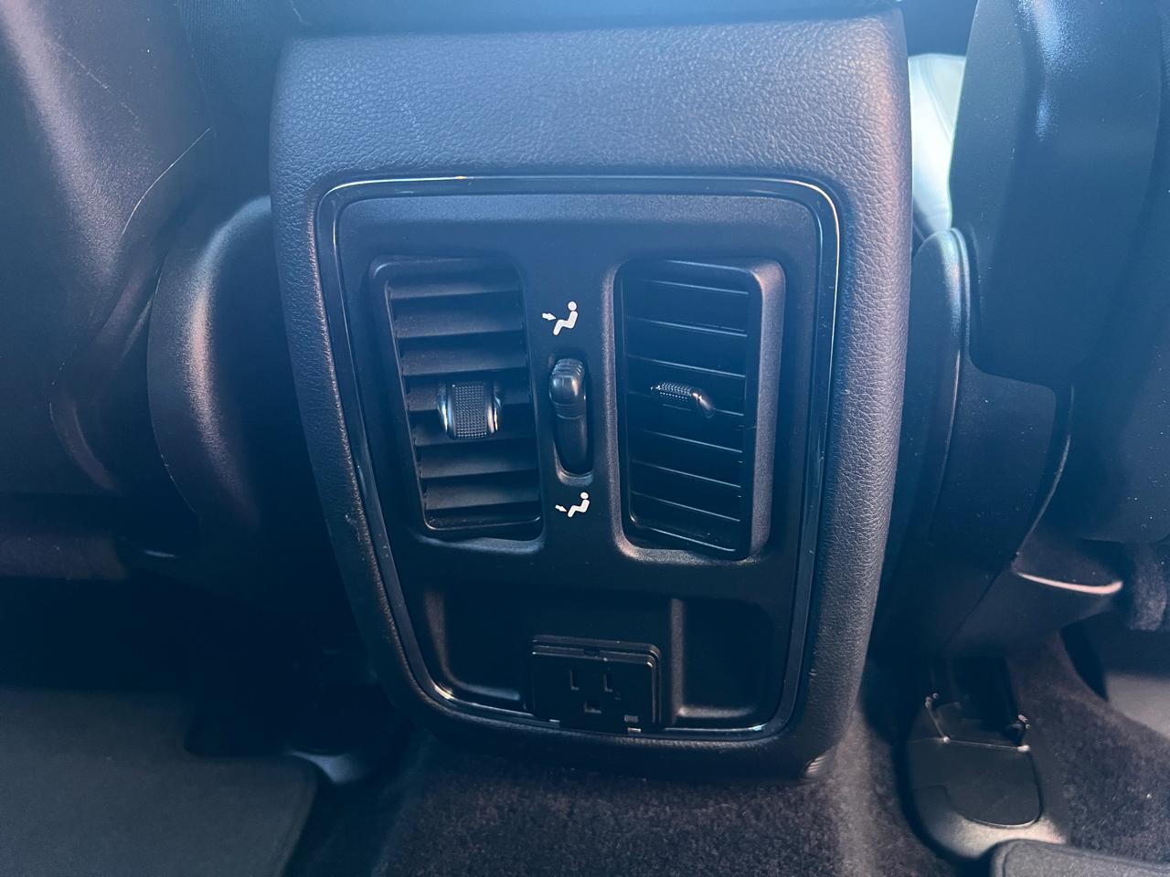 Jeep Grand Cherokee 4WD 4dr Laredo Altitude 2017