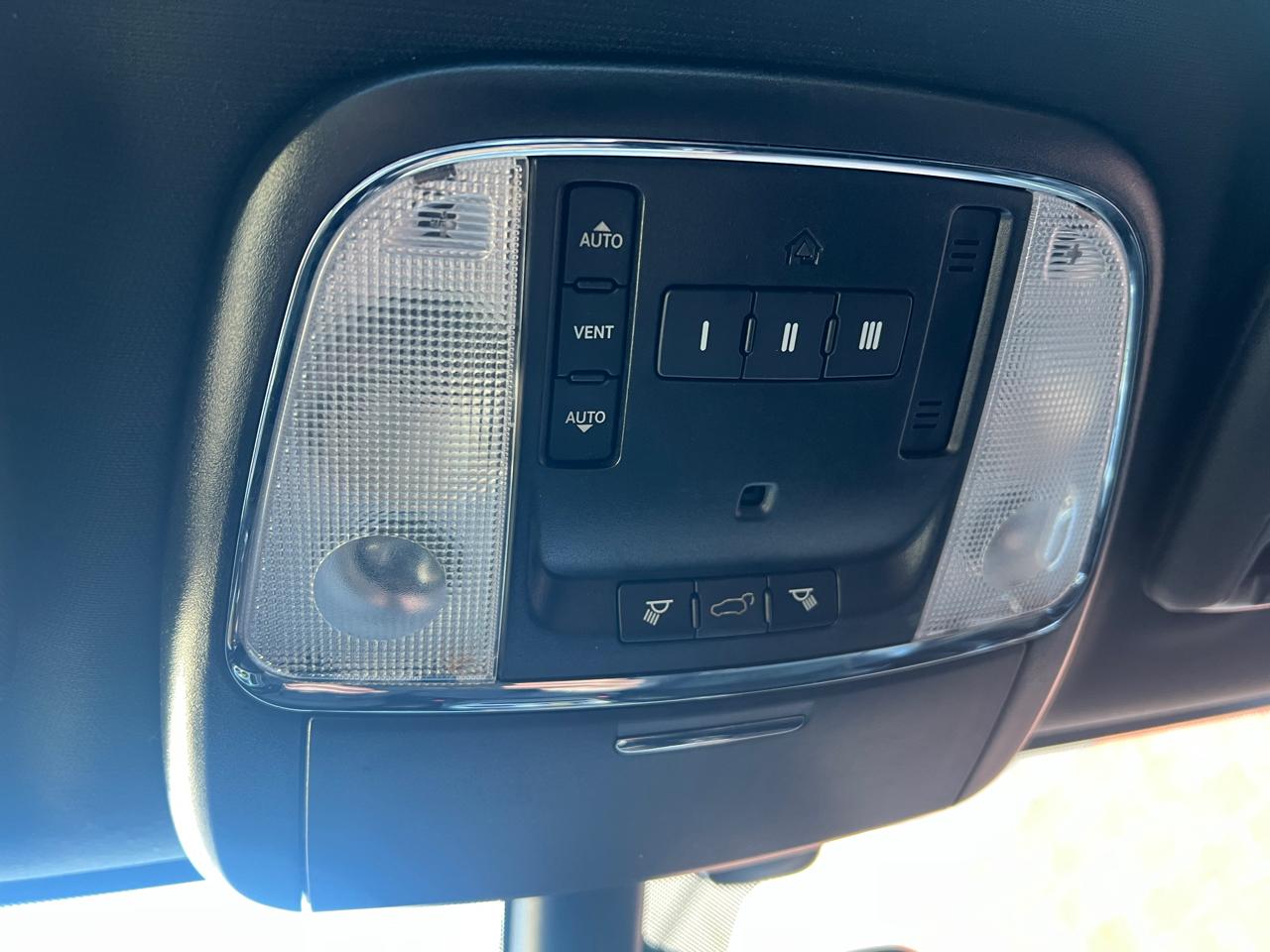 Jeep Grand Cherokee 4WD 4dr Laredo Altitude 2017