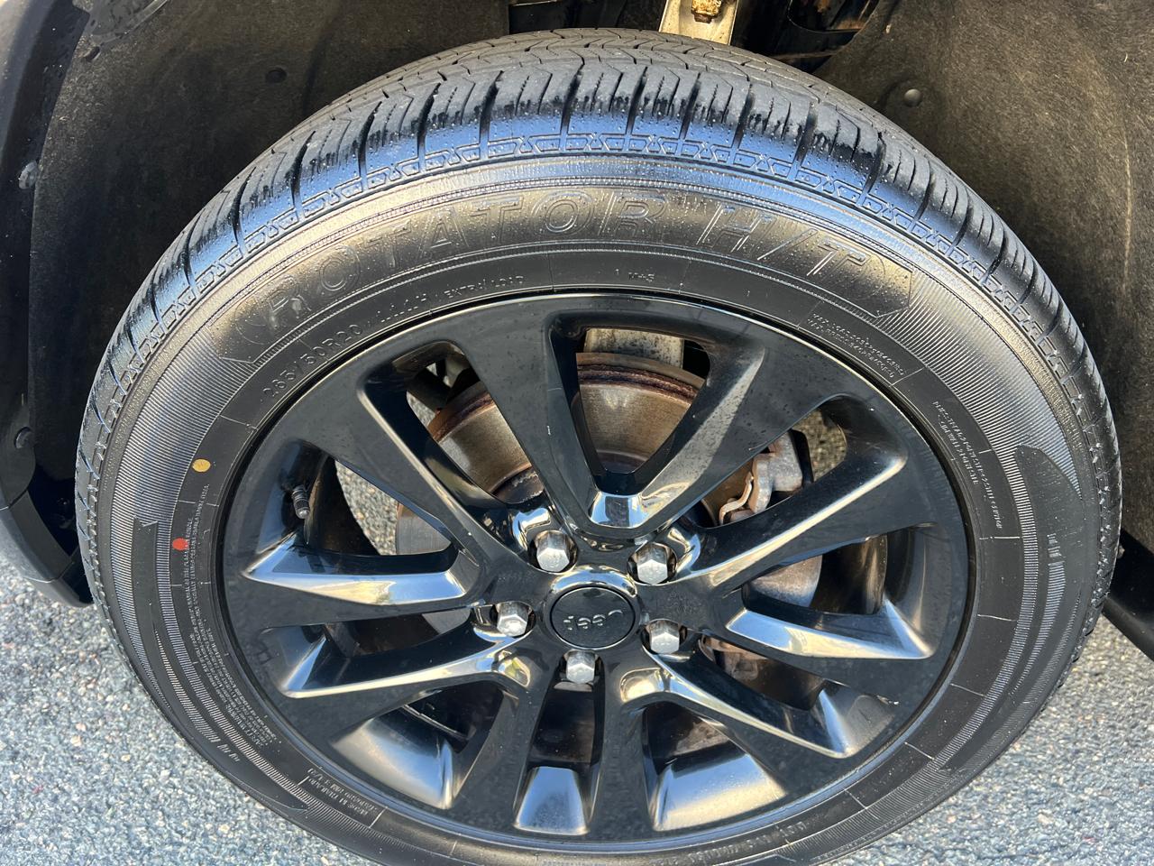 Jeep Grand Cherokee 4WD 4dr Laredo Altitude 2017