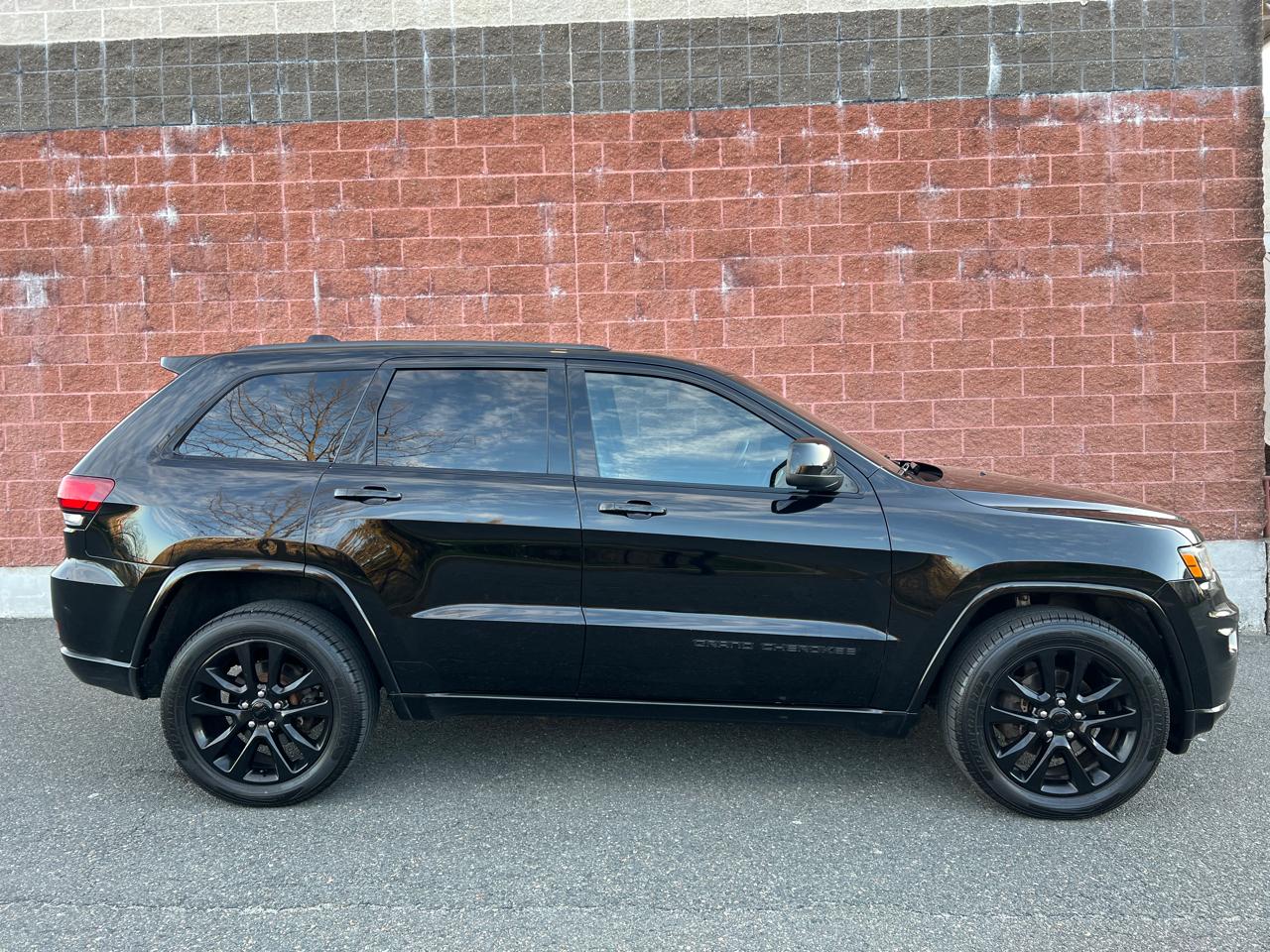 Jeep Grand Cherokee 4WD 4dr Laredo Altitude 2017