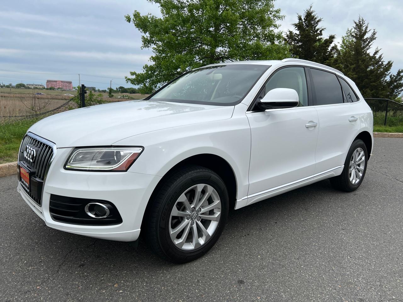 Audi Q5 2.0T Premium quattro 2016