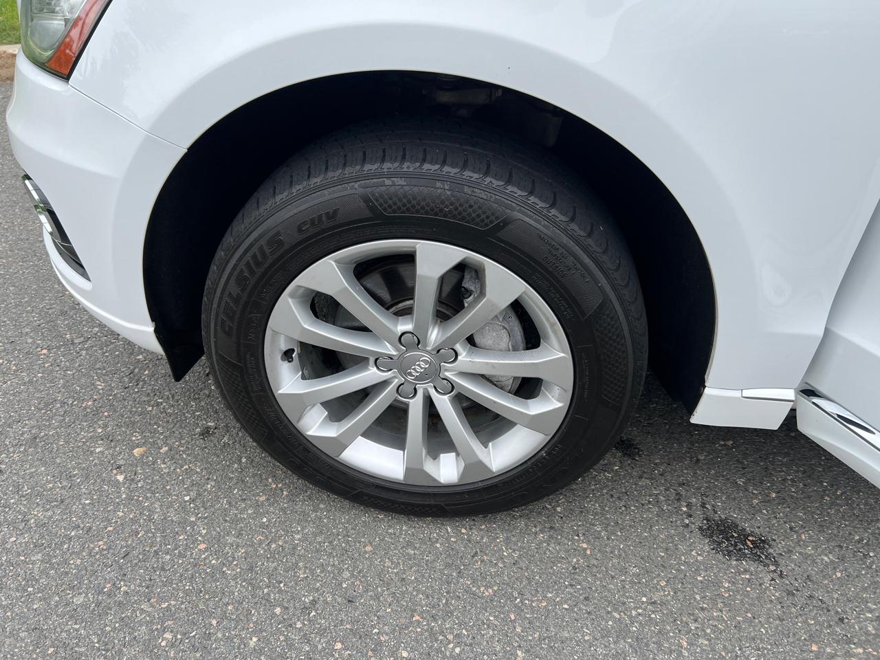 Audi Q5 2.0T Premium quattro 2016