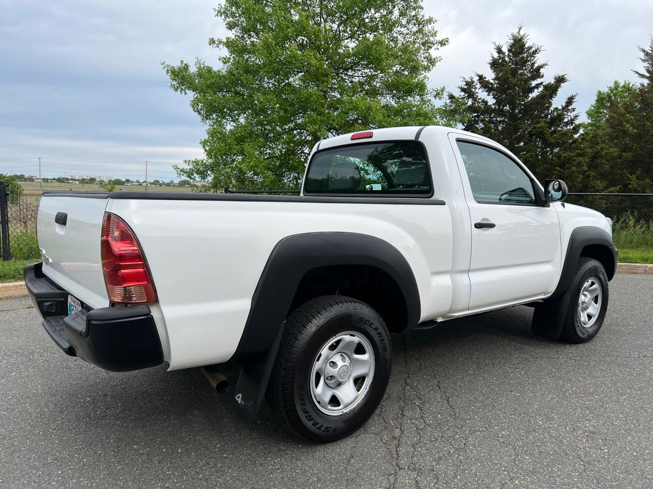Toyota Tacoma 4WD Reg I4 AT (Natl) 2014