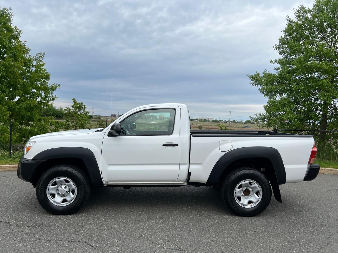 Toyota Tacoma 4WD Reg I4 AT (Natl) 2014