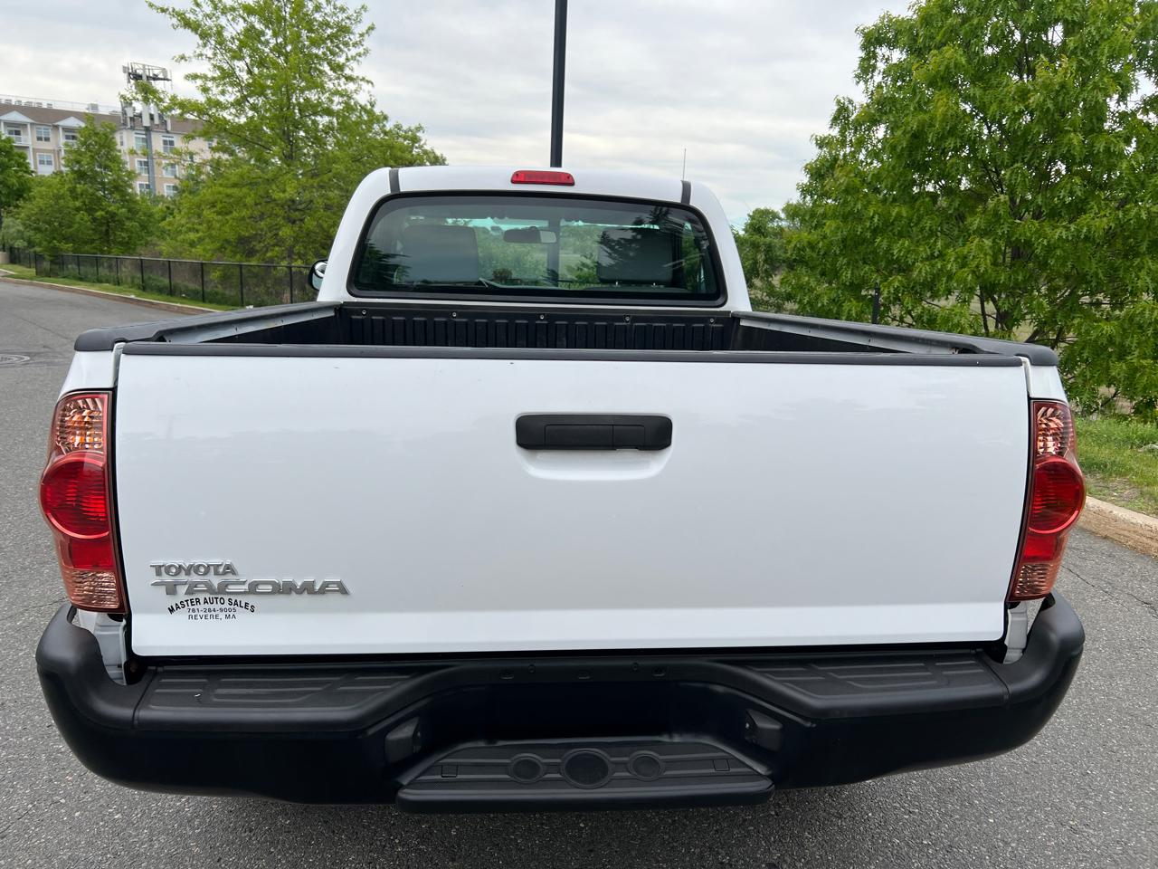 Toyota Tacoma 4WD Reg I4 AT (Natl) 2014