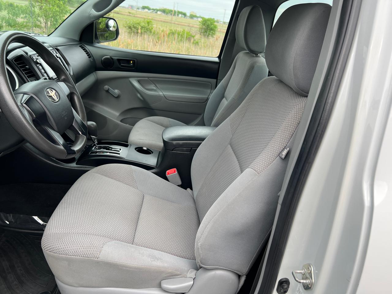 Toyota Tacoma 4WD Reg I4 AT (Natl) 2014