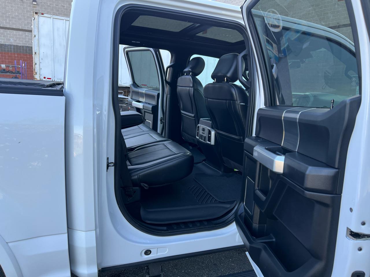 Ford F-150 4WD SuperCrew 150" FX4 2019
