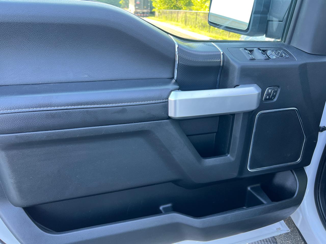 Ford F-150 4WD SuperCrew 150" FX4 2019