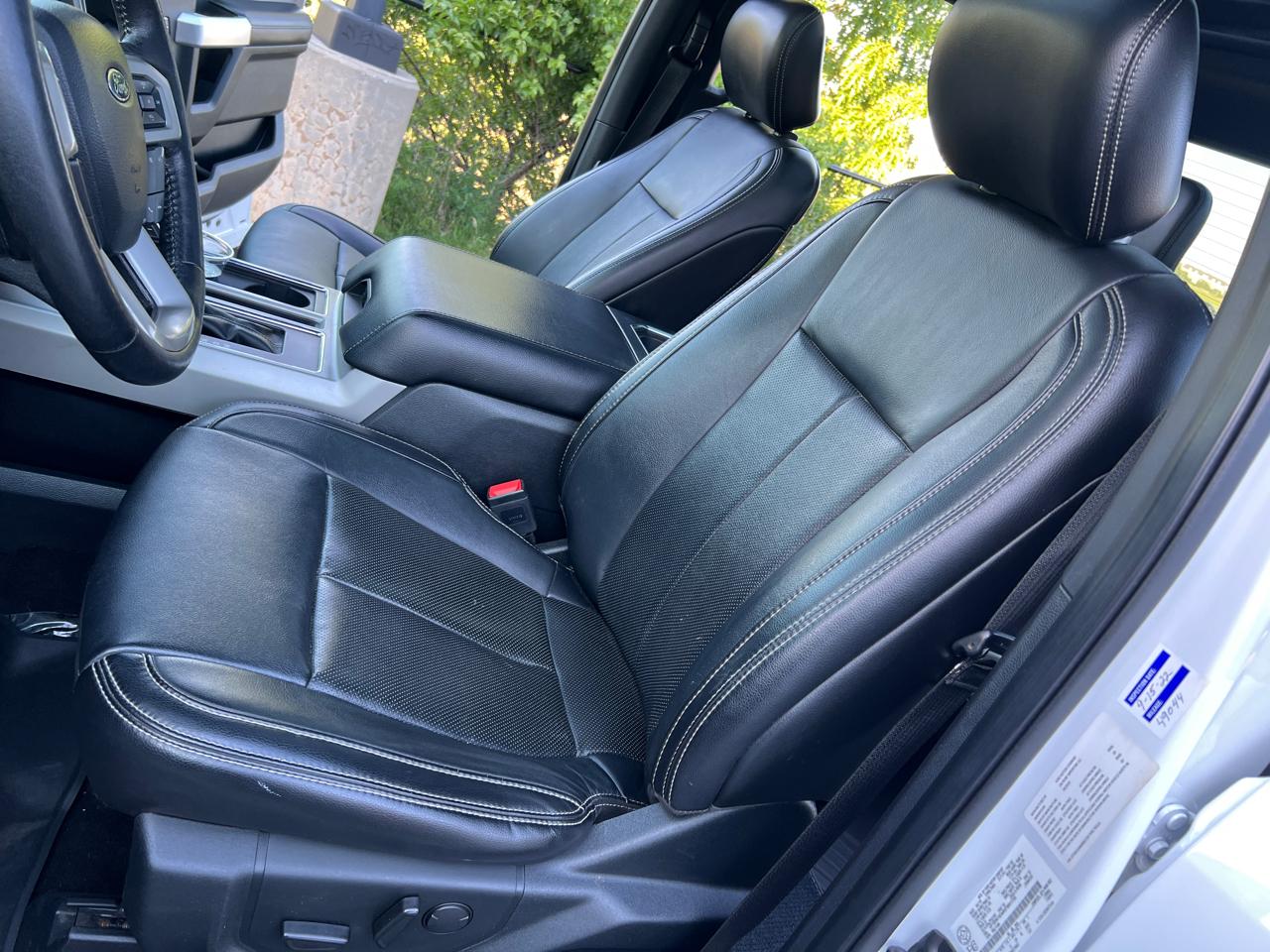 Ford F-150 4WD SuperCrew 150" FX4 2019