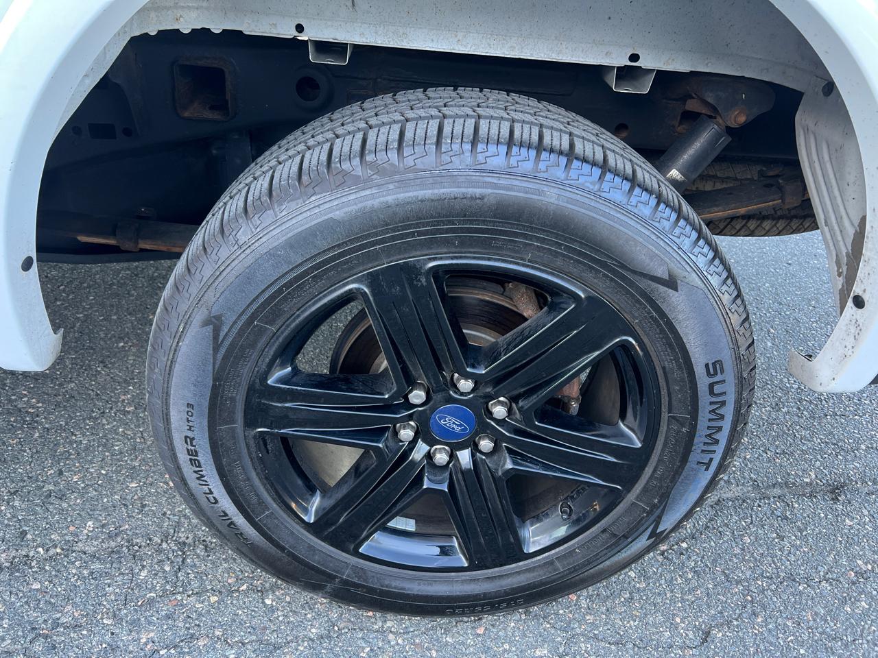 Ford F-150 4WD SuperCrew 150" FX4 2019