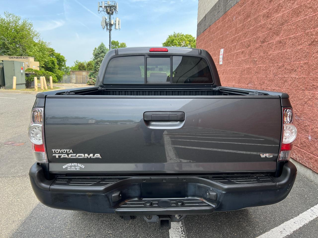 Toyota Tacoma 4WD Double Cab LB V6 AT TRD Off Road (Natl) 2011