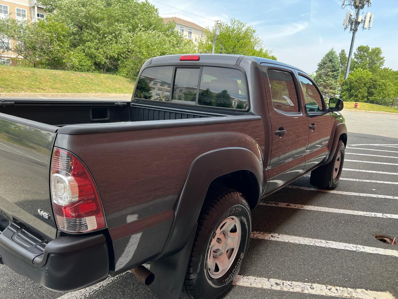 Toyota Tacoma 4WD Double Cab LB V6 AT TRD Off Road (Natl) 2011
