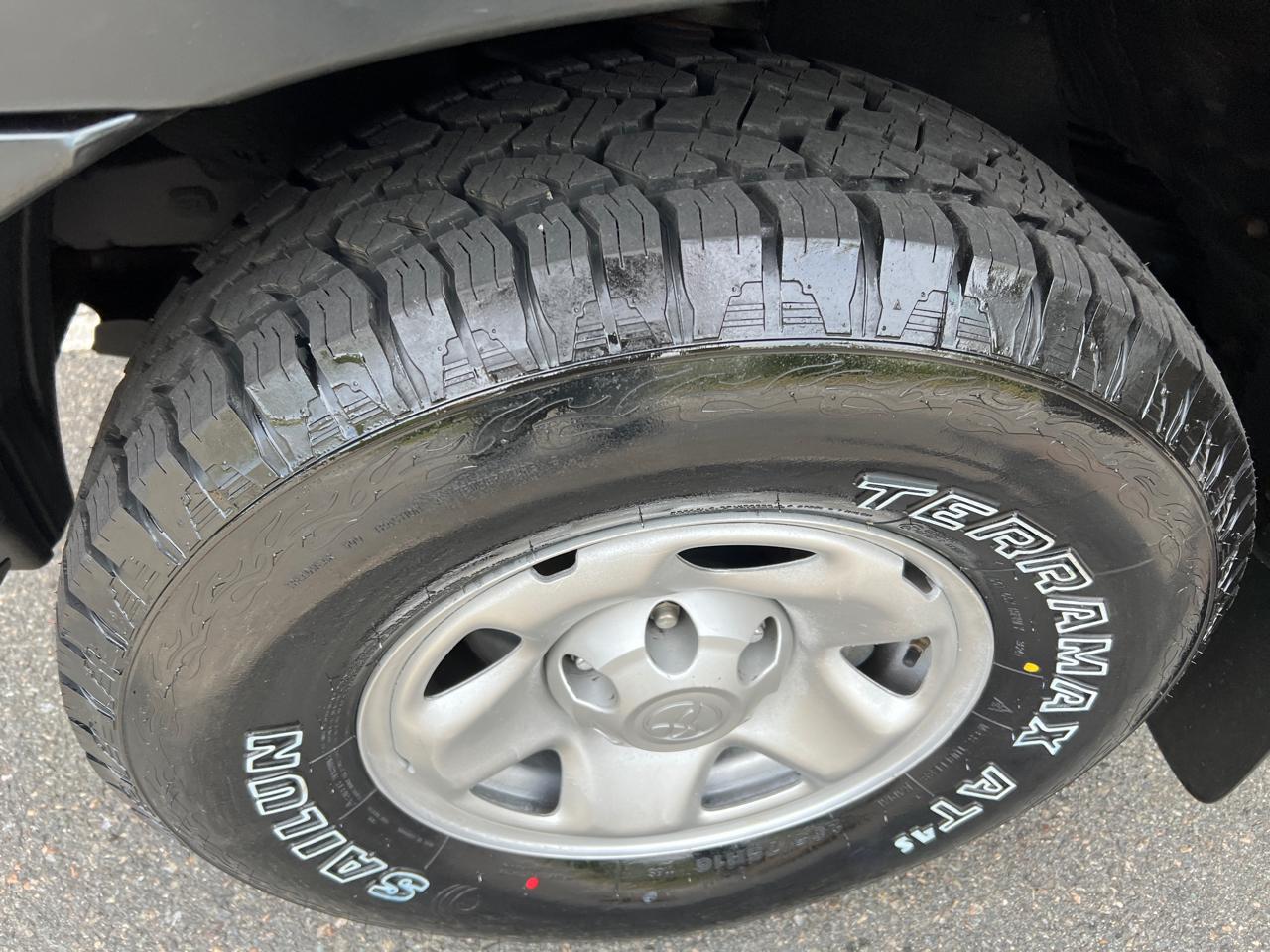 Toyota Tacoma 4WD Double Cab LB V6 AT TRD Off Road (Natl) 2011